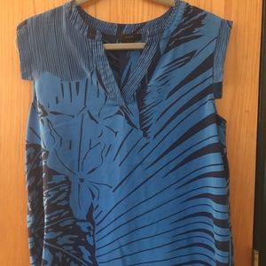SIZE 12 J. Crew sleeveless blouse